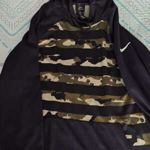 Nike Dri Fit Men's Black and Camouflage Striped Hoodie Xxl